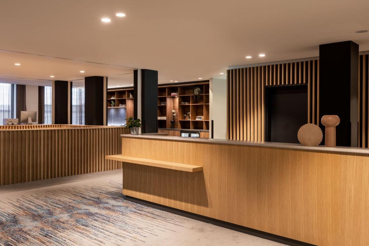 Courtyard By Marriott Glasgow Sec Экстерьер фото